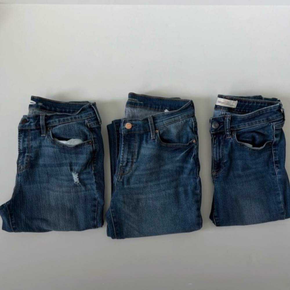 Bundle of Old Navy and Gap Jeans Bundle Women Size 4 Short and Size 27